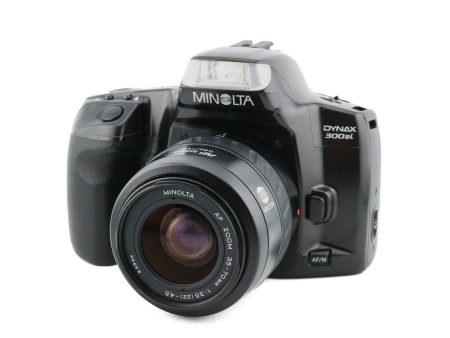 Minolta Dynax 300si + 35-70mm f3.5-4.5 AF Online now